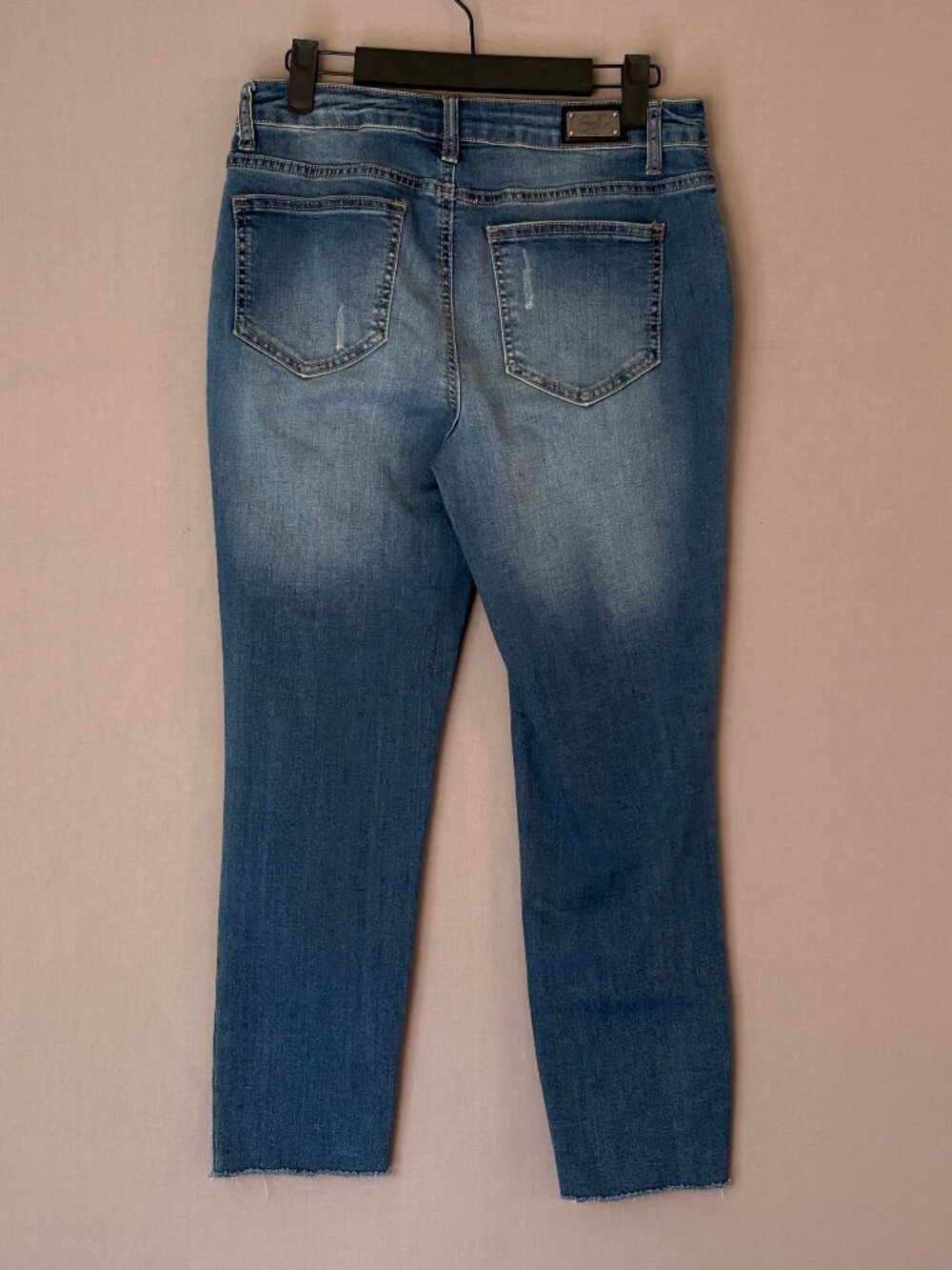 Embroidered Floral Jeans Women Size 8 Boho Raw Hem Straight Leg Denim - Picture 3 of 12